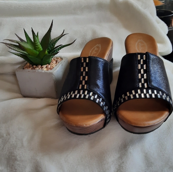 Italina jeweled wedge sandals size 6.5 - Picture 4 of 5